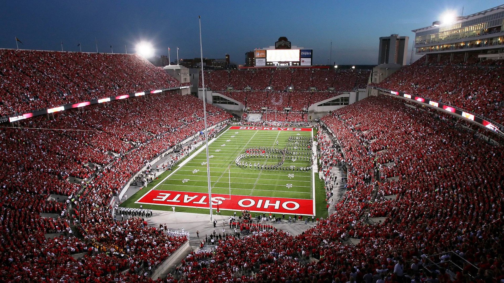 体育服务机器人亮相大型综合赛事现场，全国体育机器人联盟