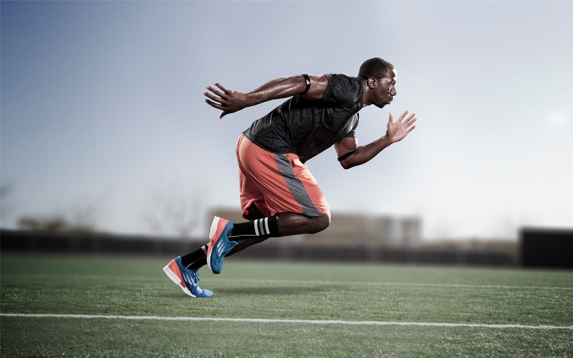 最佳助攻：精彩传球瞬间让人叹服，足球最佳助攻